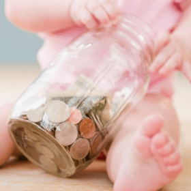  О порядке назначения пособия по материнству и пособия по воспитанию ребенка до достижения им возраста 3 лет женщине, отработавшей по новому  месту работы всего одну неделю