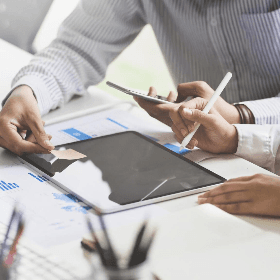 Cum pot deținătorii de patente să treacă stocul de marfă la SRL deschis de același fondator cu depunerea în capitalul social?