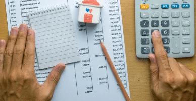 Suma dobânzilor și comisioanelor achitate în baza contractului de ipotecă se include în baza valorică a activelor de capital?