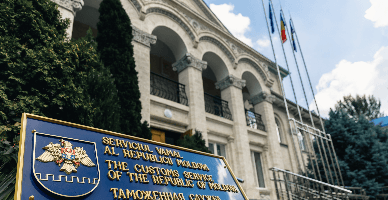 Serviciul Vamal reamintește regulile de călătorie pentru persoanele care intenționează să traverse frontiera pe cale aeriană