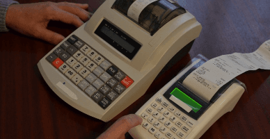 Обязана ли религиозная община (церковь) применять контрольно-кассовую технику при приеме наличных денежных?