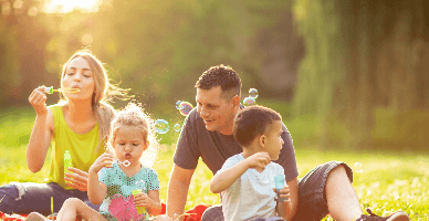 Concediile acordate părinților adoptivi și declararea de către angajator a acestora