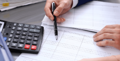 Plățile salariale ale angajaților agenților economici a căror activitate de bază este realizarea de programe. Regimul fiscal 