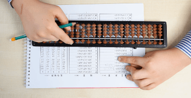 Din 1 martie 2026 se va aplica o nouă metodologie de calcul a tarifelor pentru transportul rutier de persoane
