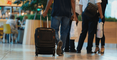 Revenirea cetățenilor cu traiul în RM: mecanismul de acordare a facilităților vamale va fi optimizat