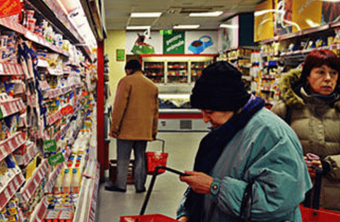 Жизнь в Молдове: Зарплаты падают, цены растут